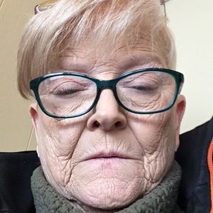 Meet your Posher, Frances